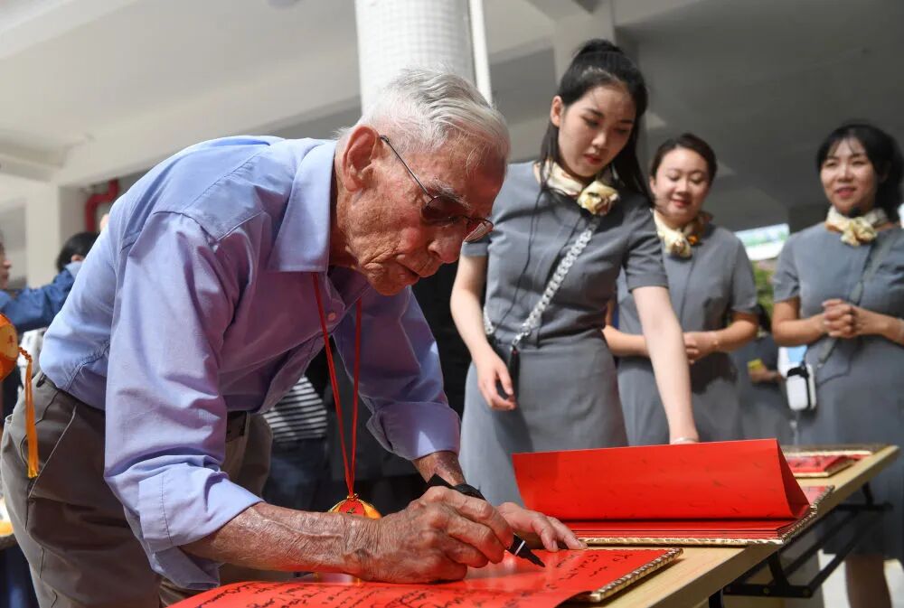 北京到昆明空运