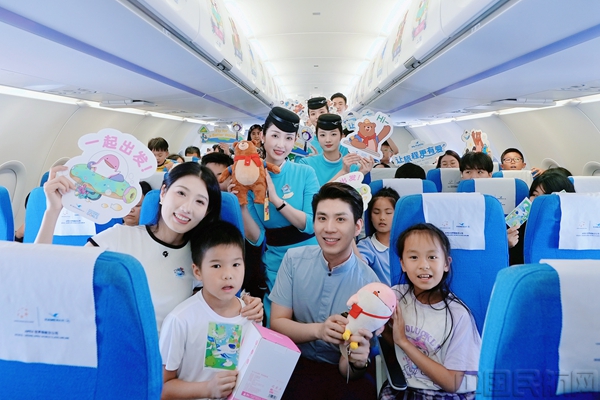 哪个航空公司可以托运小孩
