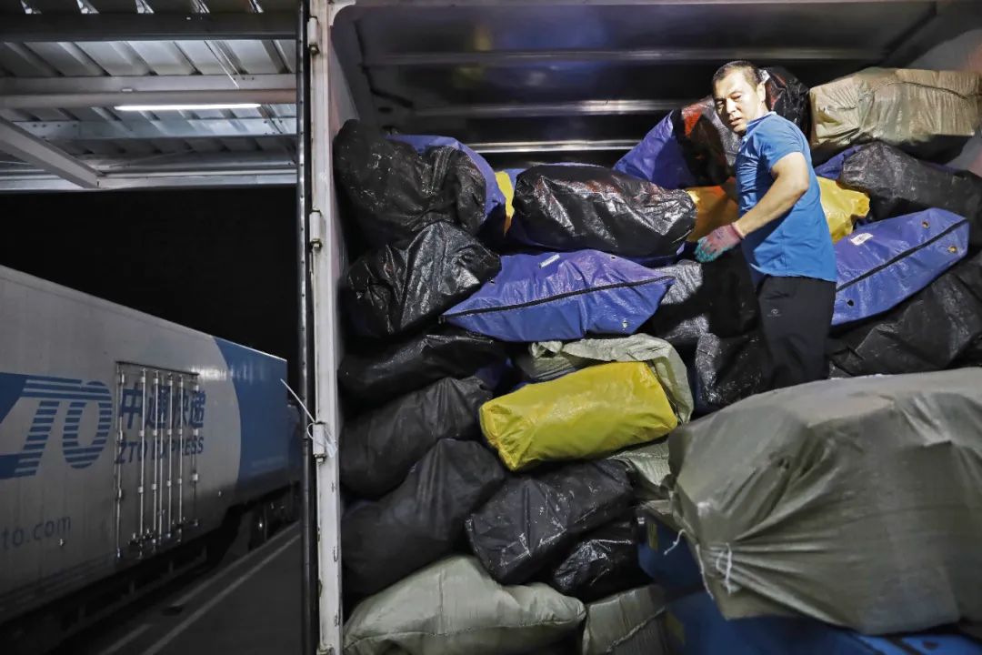 台湾快递深圳物流