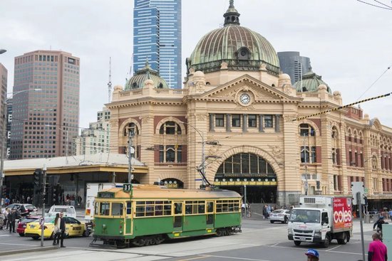 深圳航空舒适经济舱